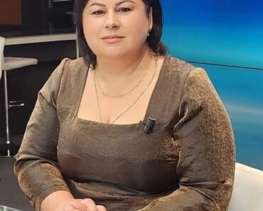 E ardhmja e kombit Shqiptar është në dorën e Zonjes Elena Kocaqi Zoti mbas shumë viteve ju sjell një Shpëtimtar Shqiptarëve por ne nuk kemi ditur ti perkrahim Shpëtimtarët tanë.